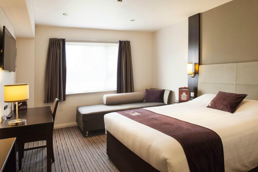 Premier Inn Stirling City Centre Kültér fotó