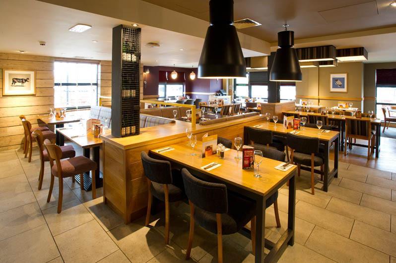 Premier Inn Stirling City Centre Kültér fotó