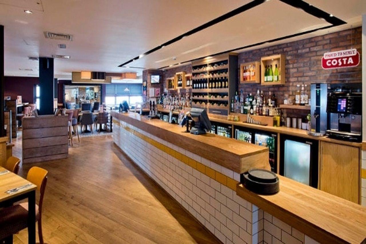 Premier Inn Stirling City Centre Kültér fotó