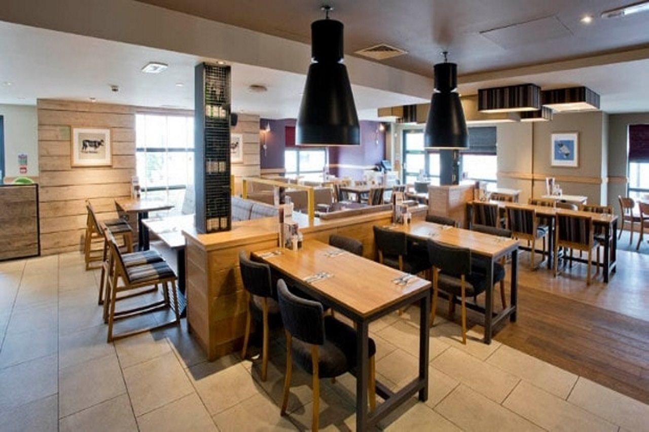 Premier Inn Stirling City Centre Kültér fotó